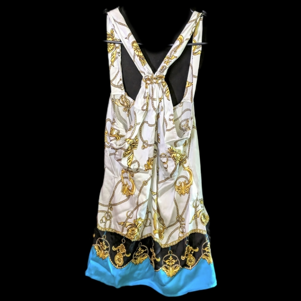 Cache decorative tank top